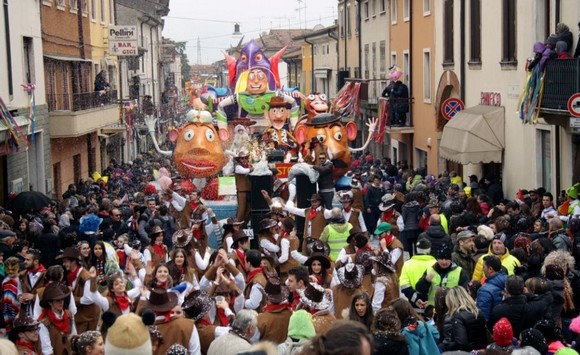 Carnevalon Alpon Strada Vino Soave580