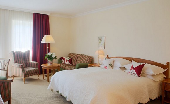 Hotel-Pienzenau-Am-Schlosspark580a