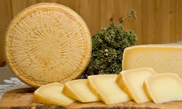 Pecorino di filiano dop580