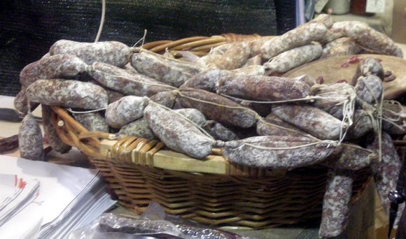 SALAMI CESTO 580