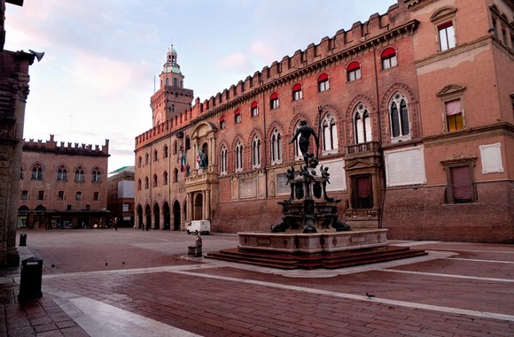 bologna-fontana-del-nettuno580