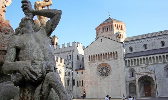 citta-trento-piazza-duomo580