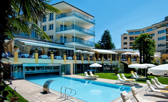 eden roc - la brezza580