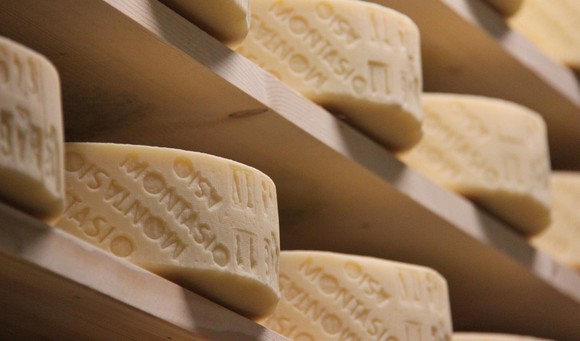formaggio montasio580