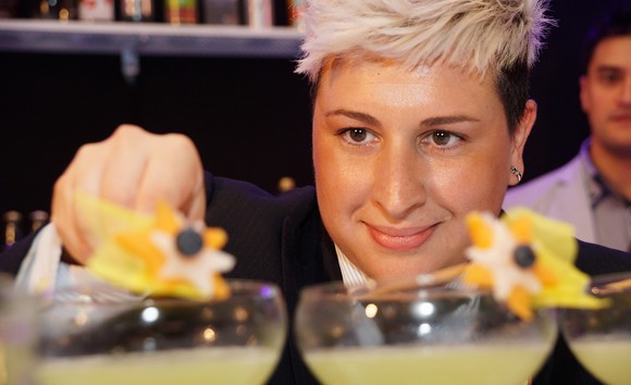lady drink 2014 sparkling