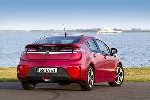 Opel_Ampera2_305