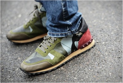 valentino-camouflage-sneakers400
